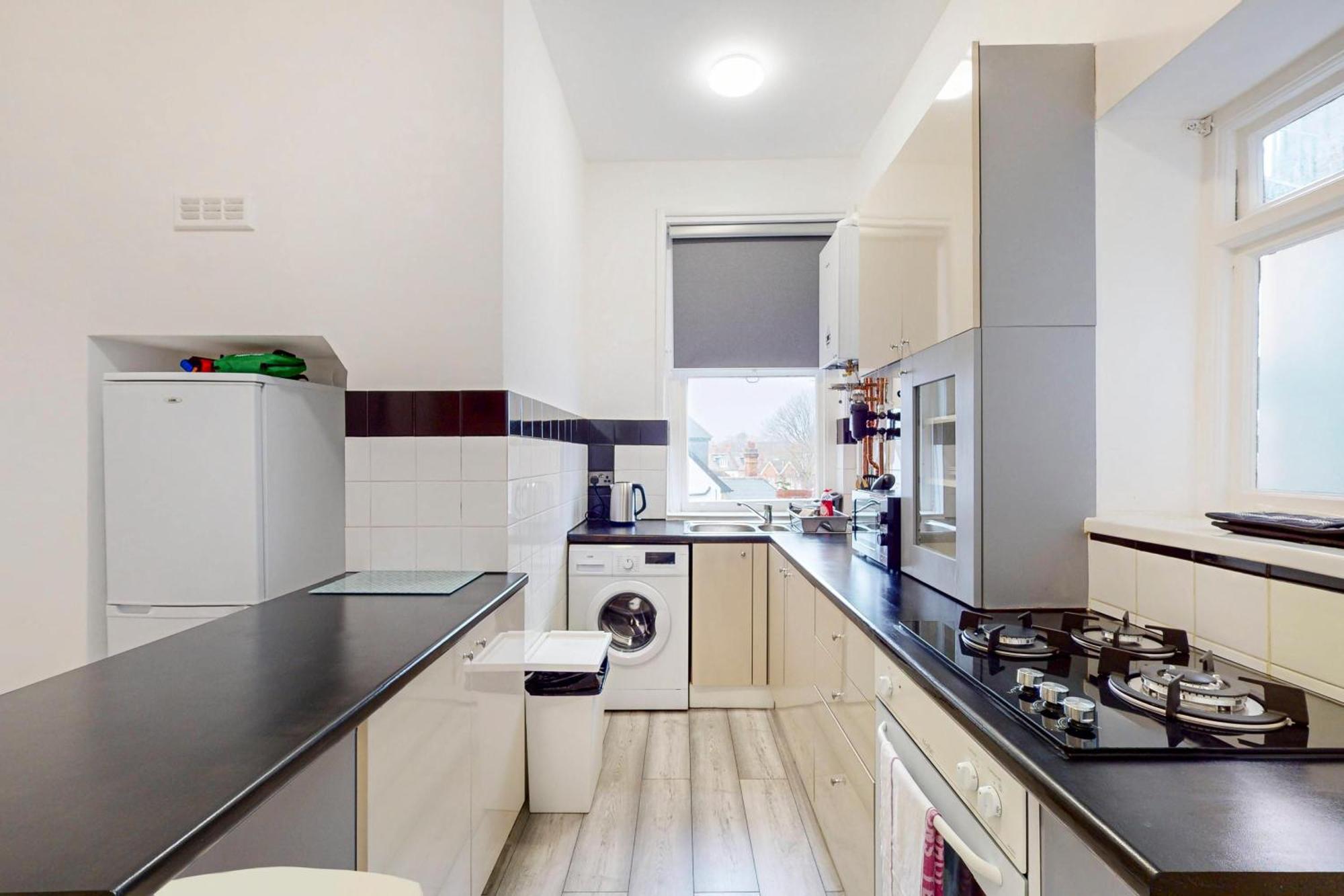 Apartment Modern 2 Bed Apt-7 Minutes From The Thames River