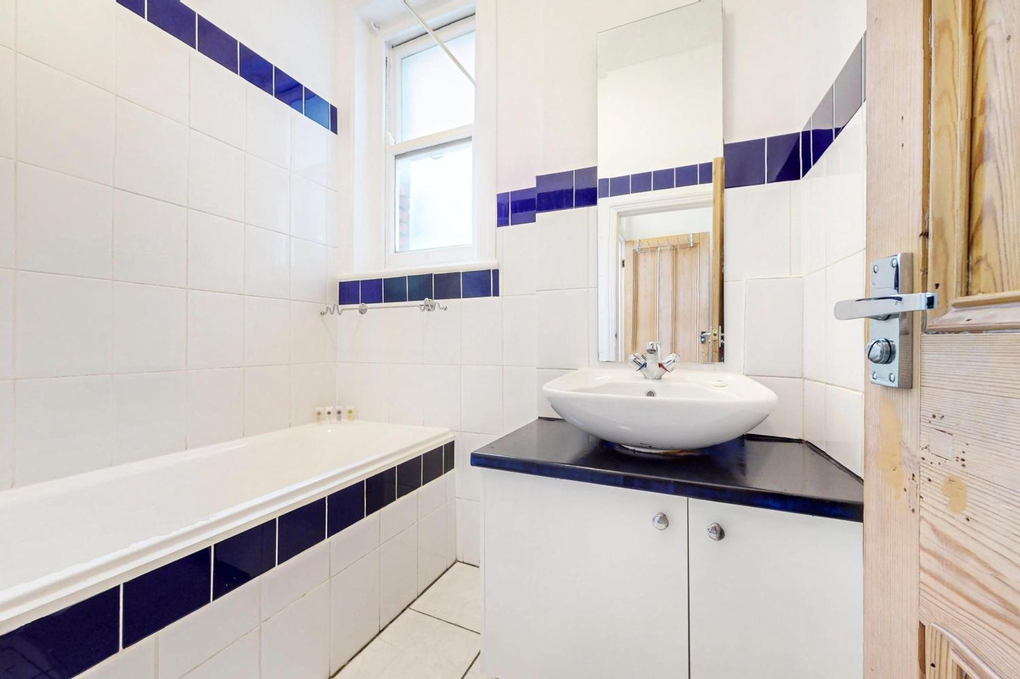 Apartment Modern 2 Bed Apt-7 Minutes From The Thames River *